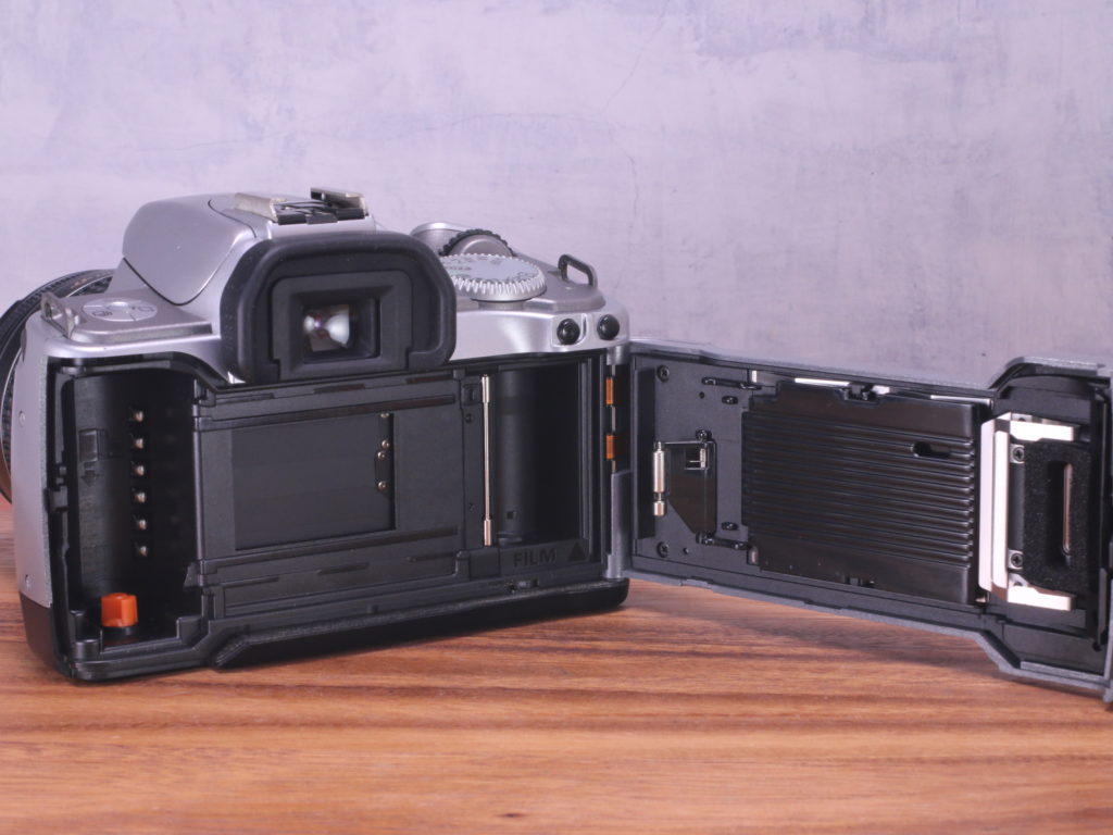 Canon EOS Kiss 5 フィルム一眼レフ の使い方 | Totte Me Camera