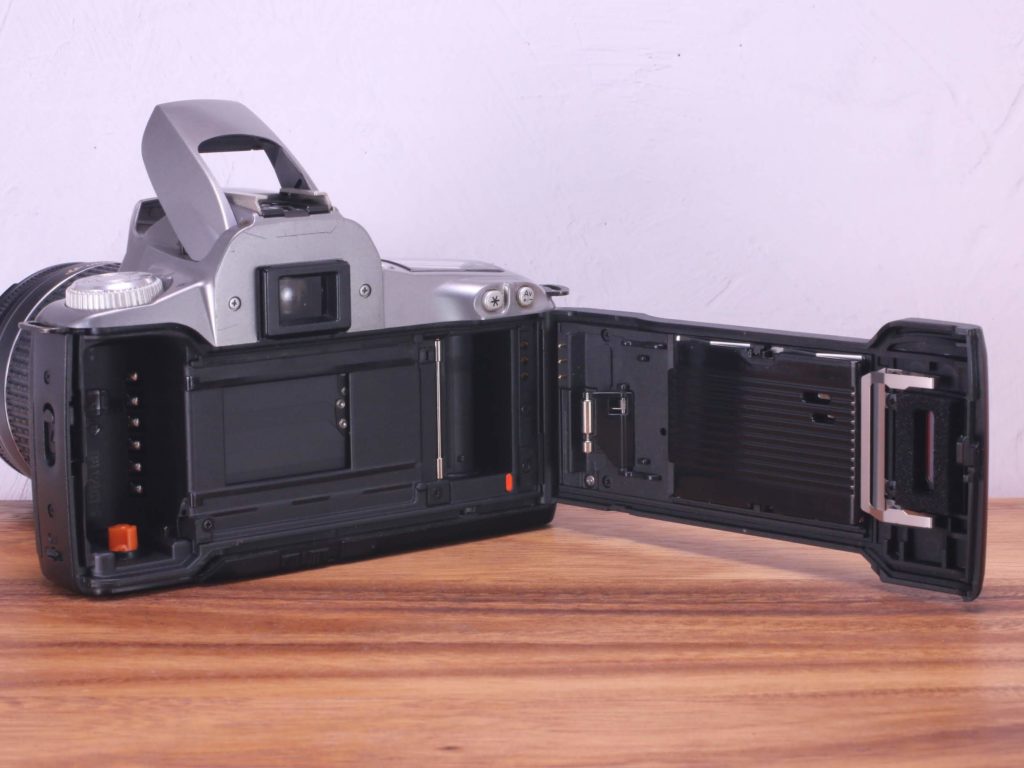 公式ウェブストア フィルムカメラ(Canon EOS Kiss Ⅲ) フィルムカメラ