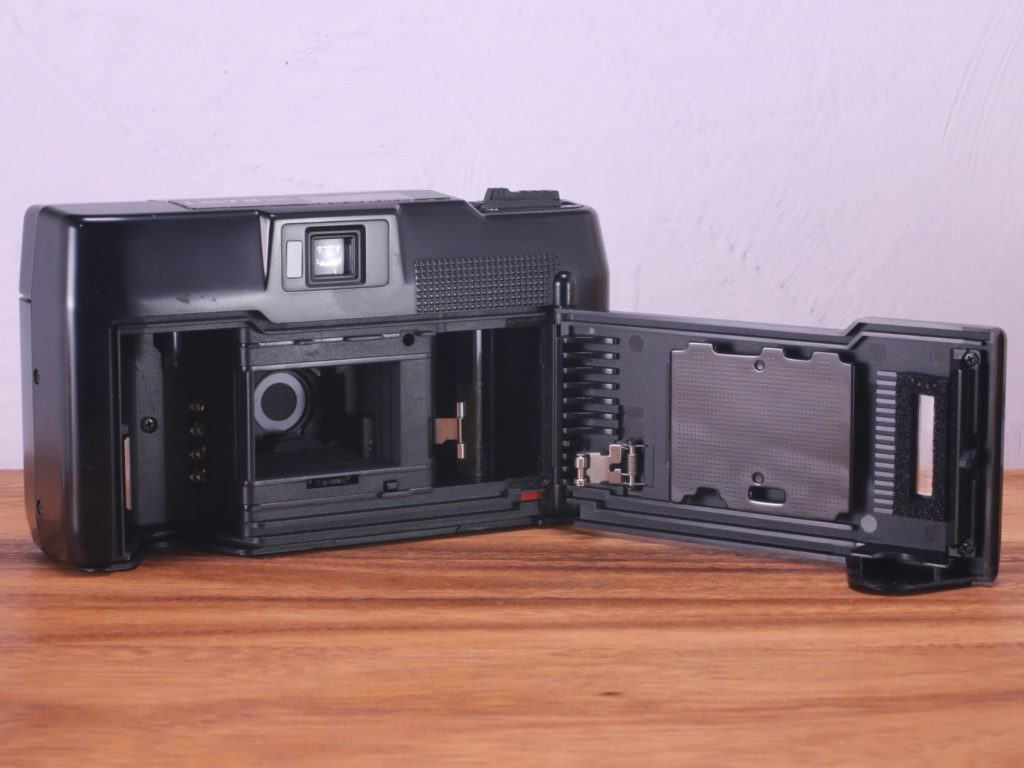 Nikon L35 TWの使い方 | Totte Me Camera